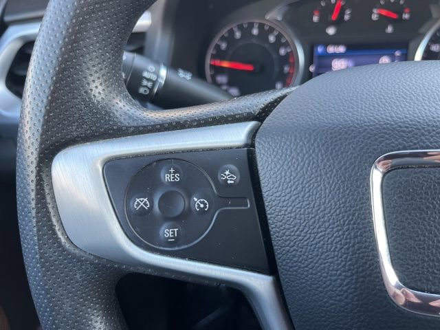 Used 2023 GMC Acadia SLE w/ Driver Convenience Package image 18