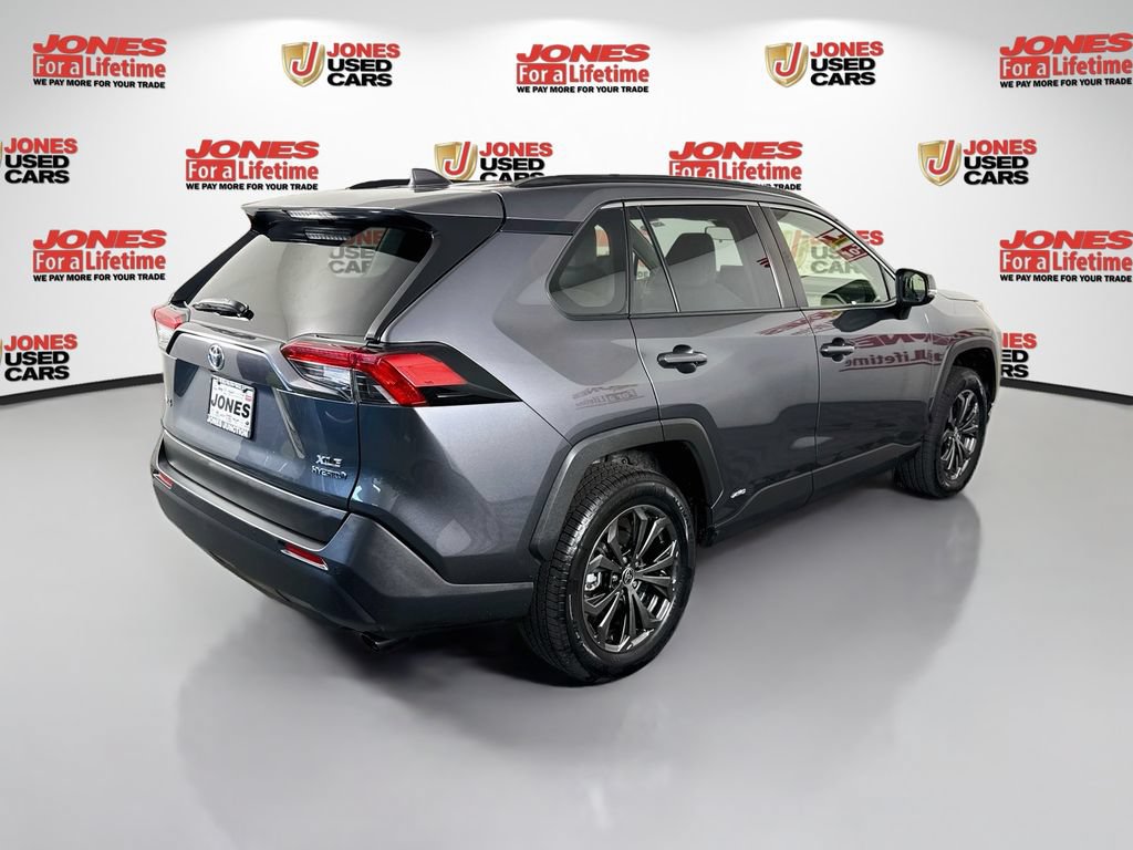 Certified 2023 Toyota RAV4 XLE Premium AWD/4WD image 16