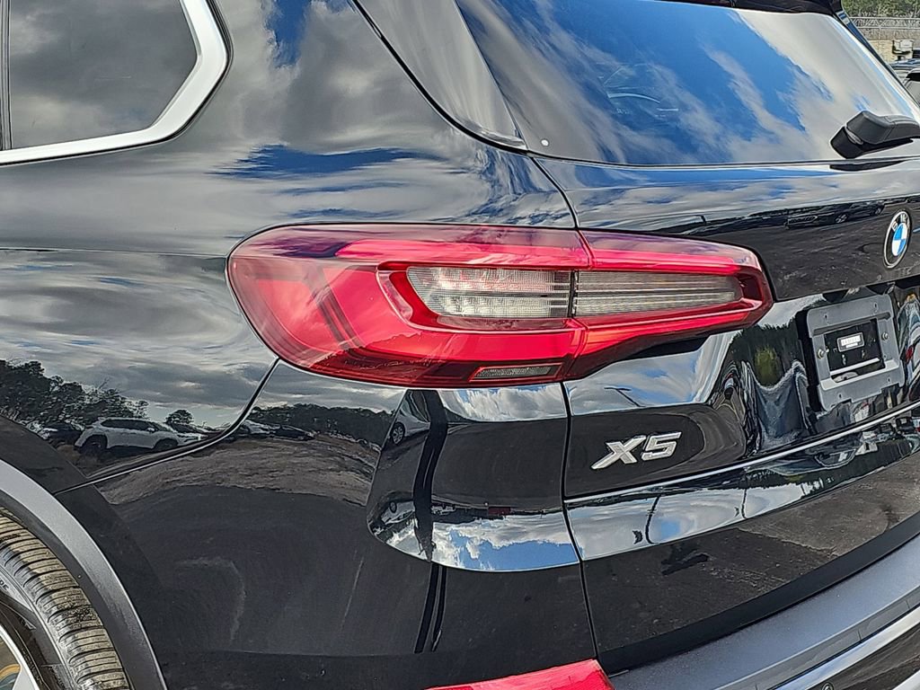 Used 2022 BMW X5 xDrive40i w/ Premium Package image 39