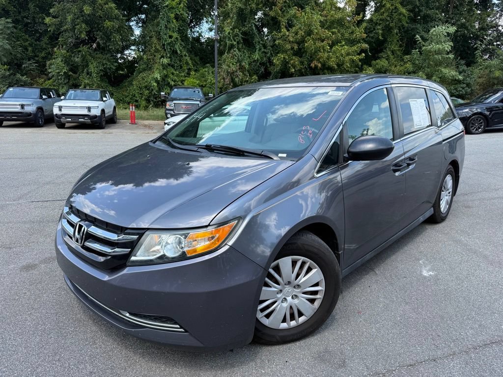 Used 2016 Honda Odyssey LX video 1
