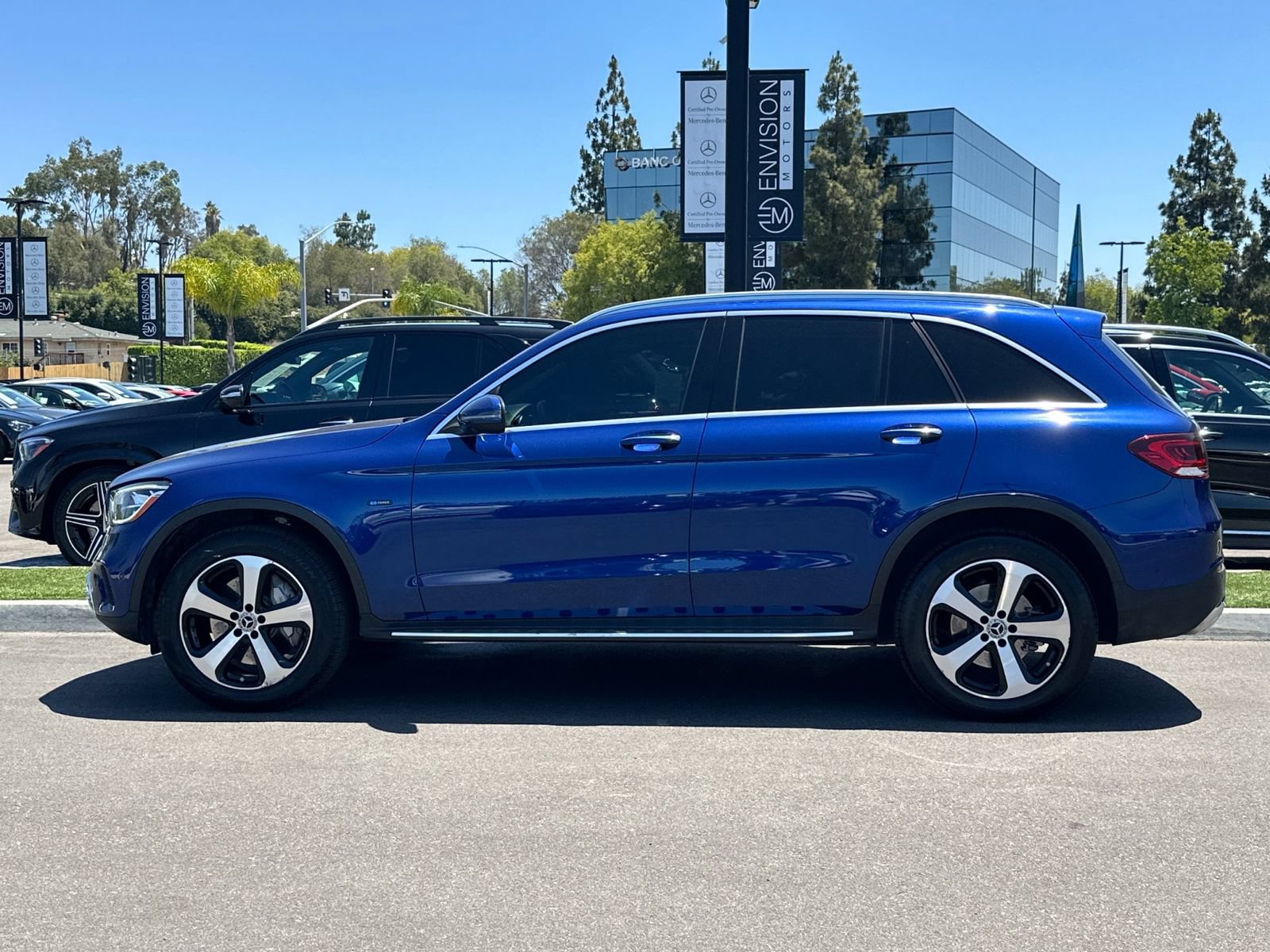 Used 2020 Mercedes-Benz GLC 350e 4MATIC image 6
