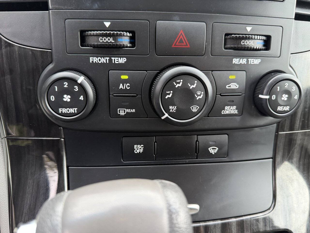Used 2011 Kia Sedona EX FWD image 13