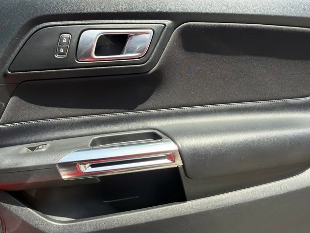 Used 2019 Ford Mustang GT w/ Equipment Group 301A RWD image 30