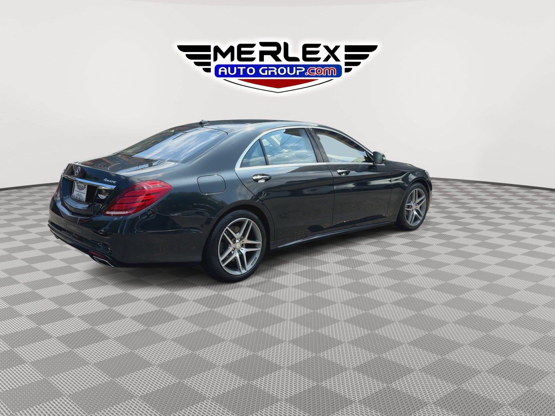 Used 2015 Mercedes-Benz S 550 4MATIC Sedan image 8