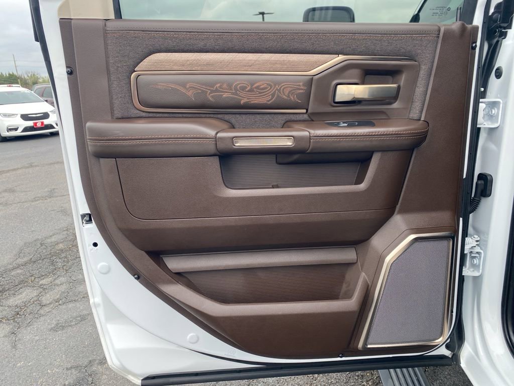 Used 2025 RAM 2500 Limited image 34