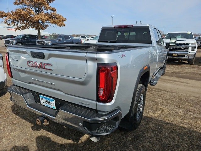 Used 2023 GMC Sierra 3500 SLT w/ SLT Premium Package image 5