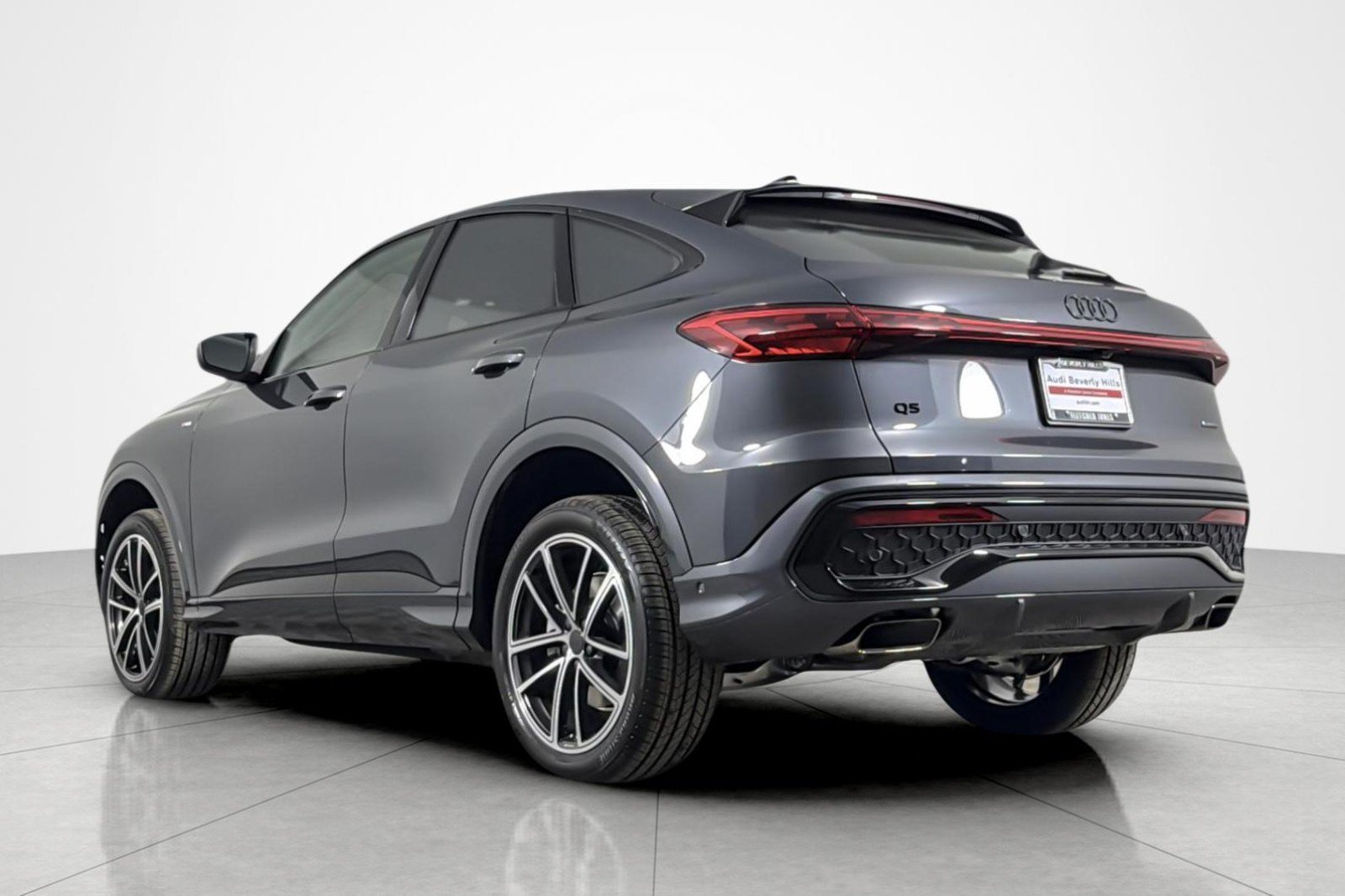 New 2026 Audi Q5 Premium Plus AWD/4WD image 4