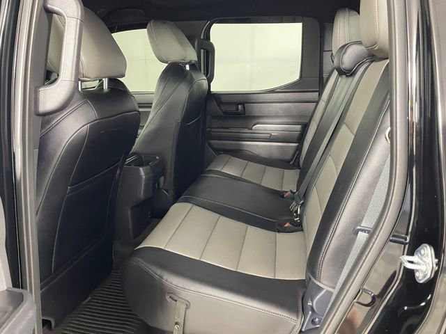 Used 2025 Toyota Tacoma SR5 AWD/4WD image 18