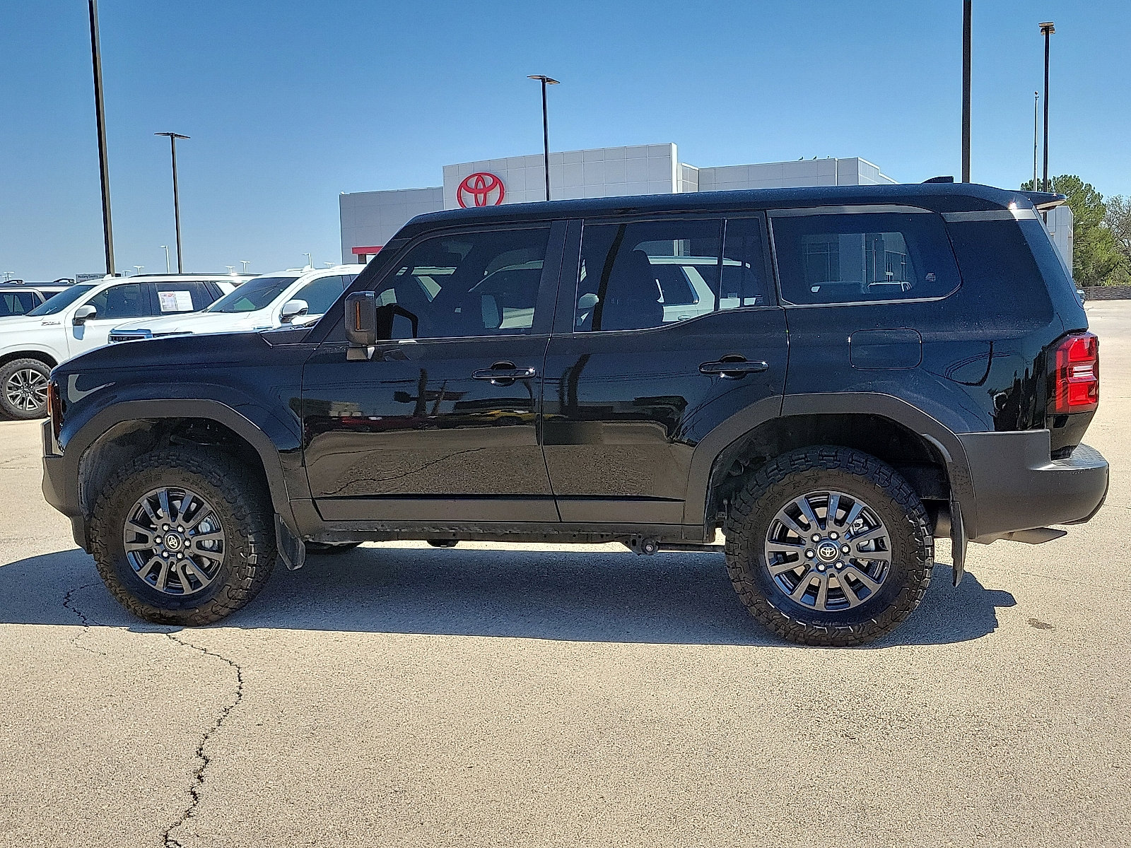 Used 2025 Toyota Land Cruiser 1958 image 2