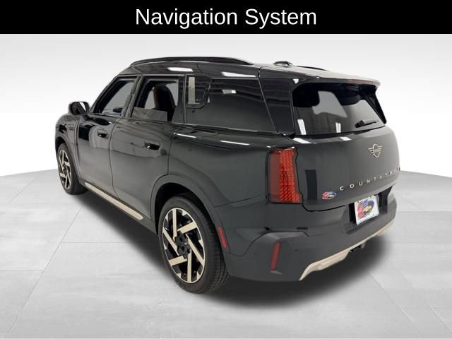Used 2025 MINI Cooper Countryman S w/ Comfort Package Max image 4