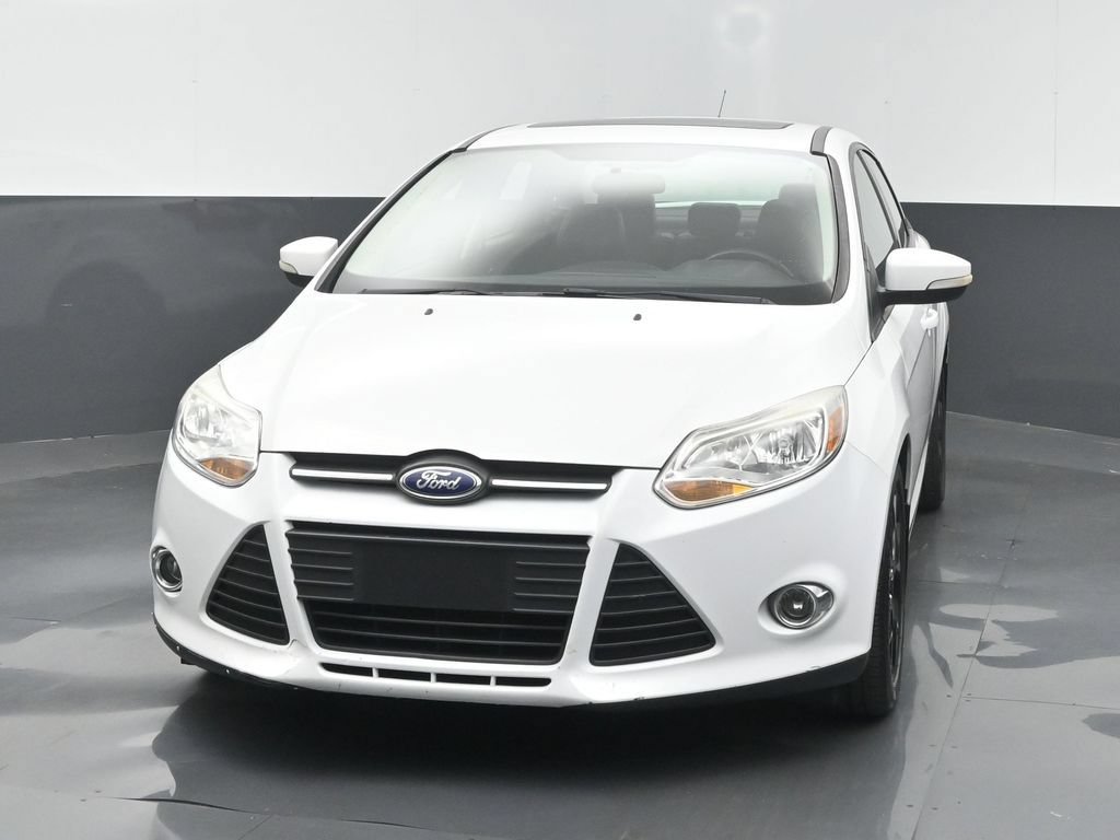 Used 2013 Ford Focus SE FWD image 2