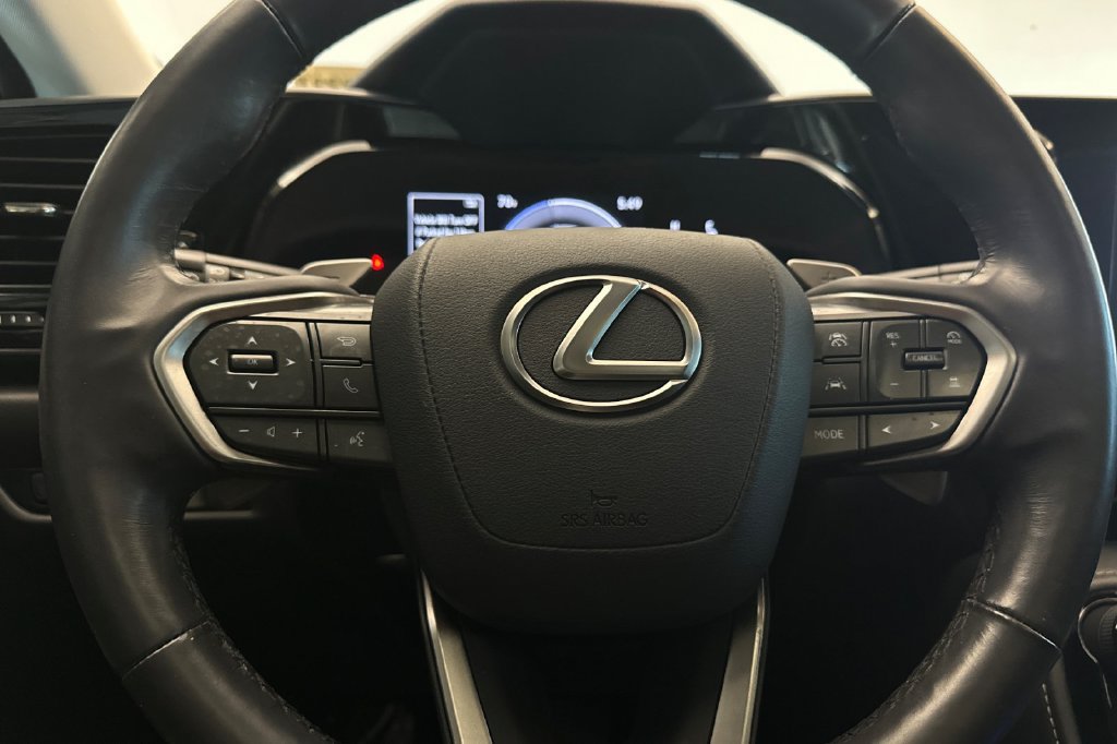 Certified 2025 Lexus NX 350h AWD w/ Cold Area Package image 23