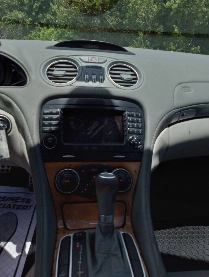 Used 2007 Mercedes-Benz SL 550 image 13