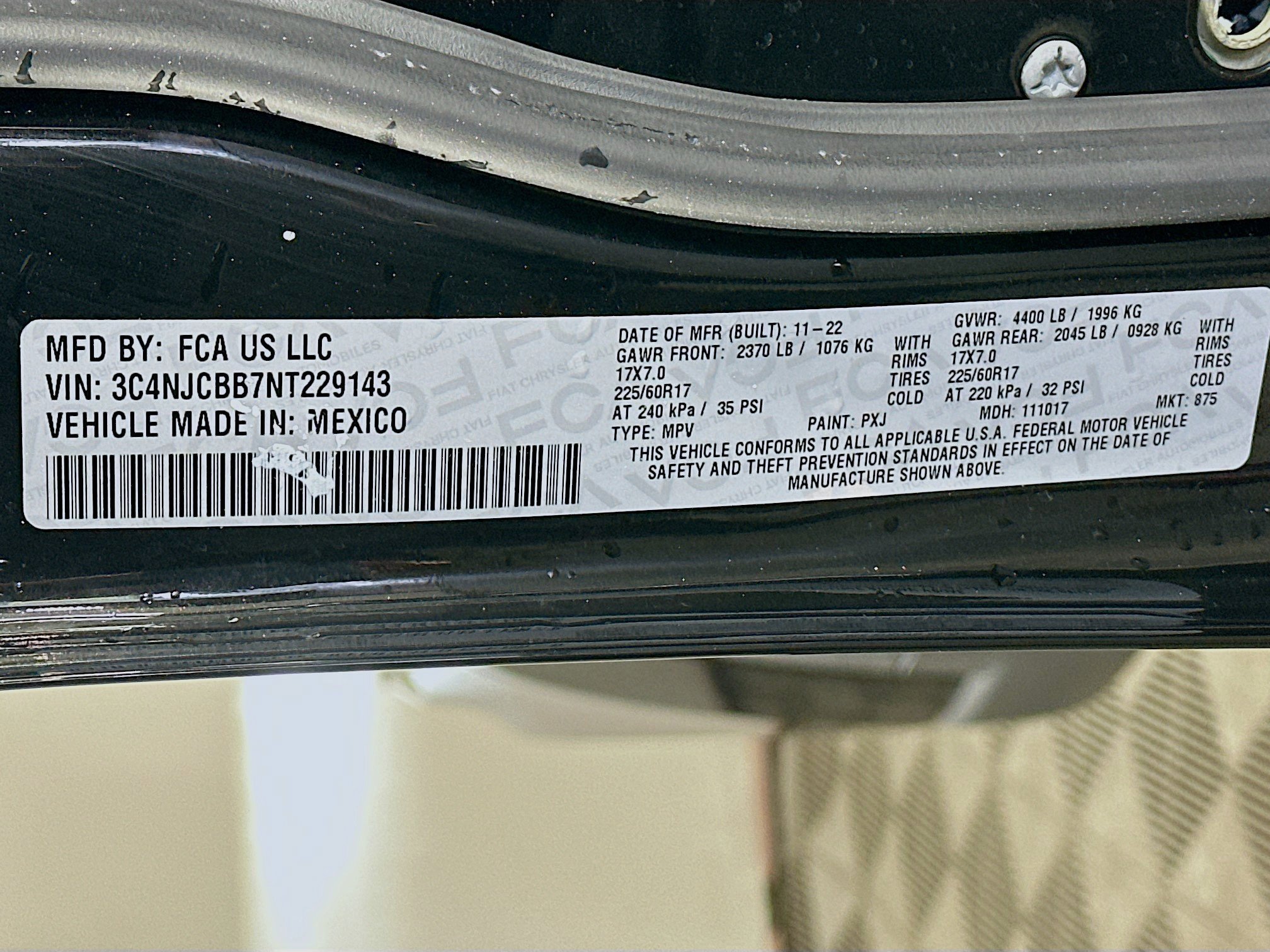 Used 2022 Jeep Compass Latitude FWD image 12