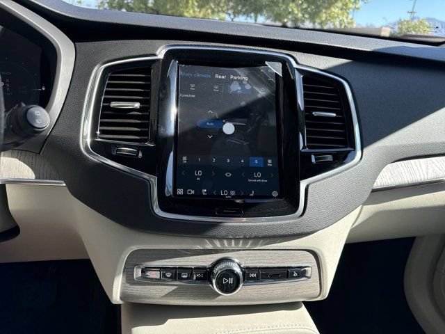 New 2025 Volvo XC90 T8 Plus w/ Protection Package Premier AWD/4WD image 29
