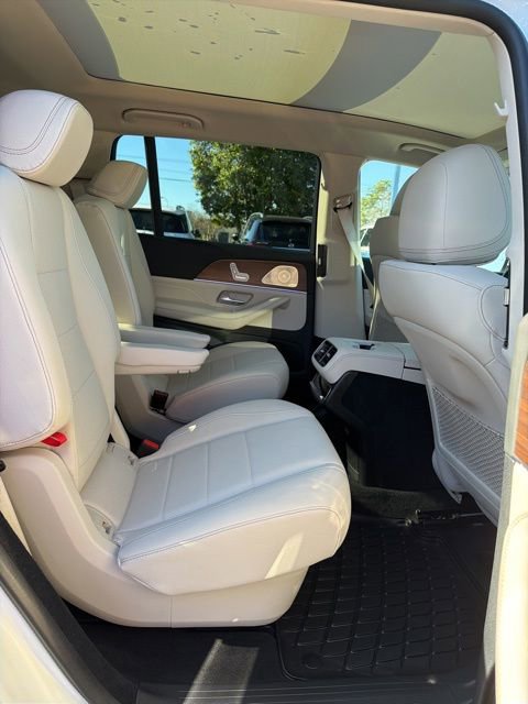 Certified 2026 Mercedes-Benz GLS 450 4MATIC image 27