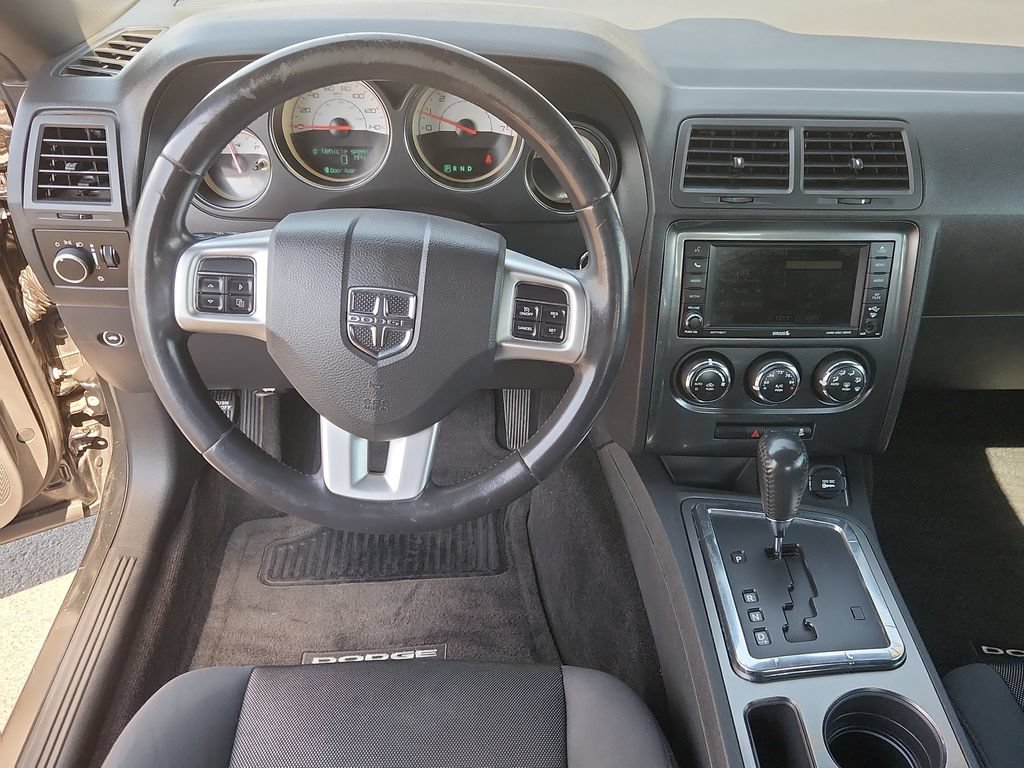 Used 2014 Dodge Challenger SXT w/ Sport Appearance Package RWD image 10