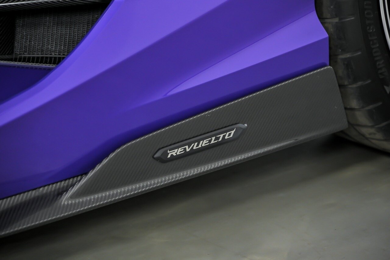 Used 2024 Lamborghini Revuelto image 9