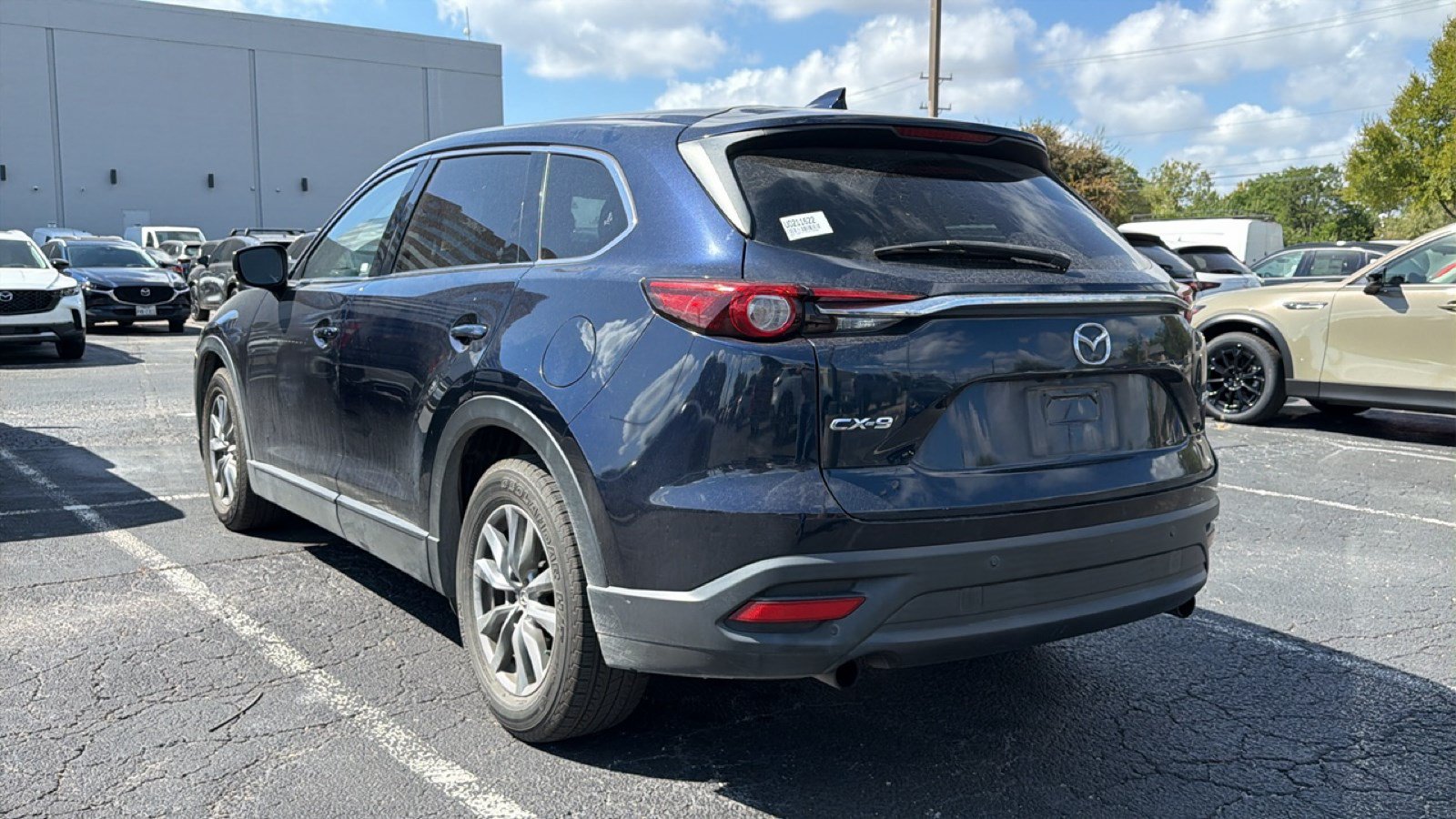 Used 2018 MAZDA CX-9 Touring w/ Touring Premium Package FWD image 6