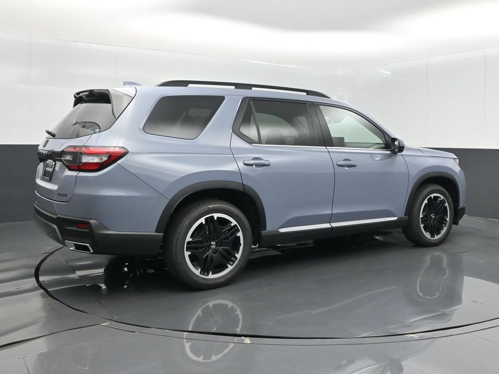 New 2026 Honda Pilot Touring image 8