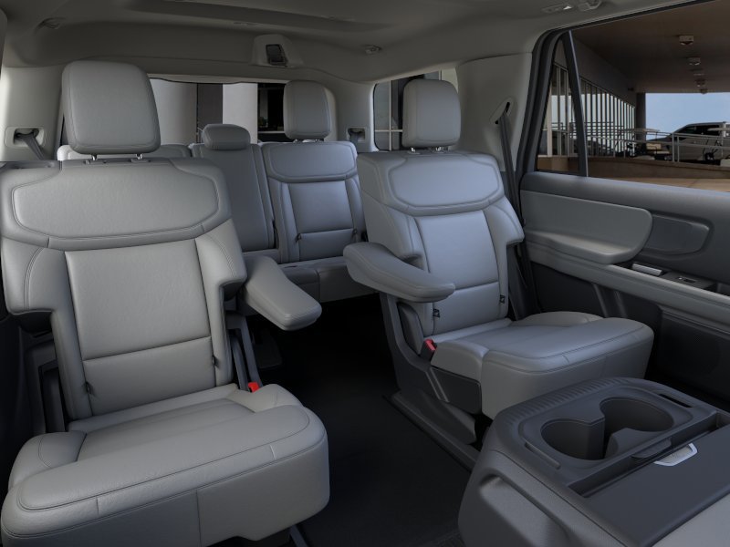 New 2026 Ford Expedition Active RWD image 11