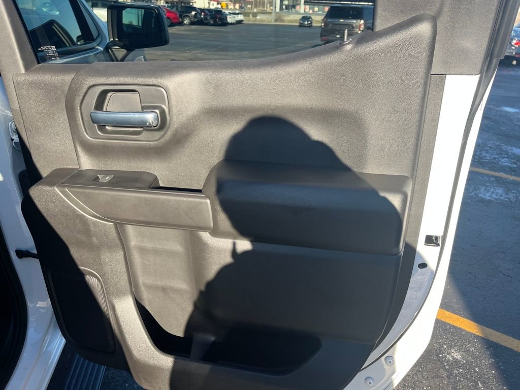 Used 2022 Chevrolet Silverado 1500 Custom Trail Boss image 24