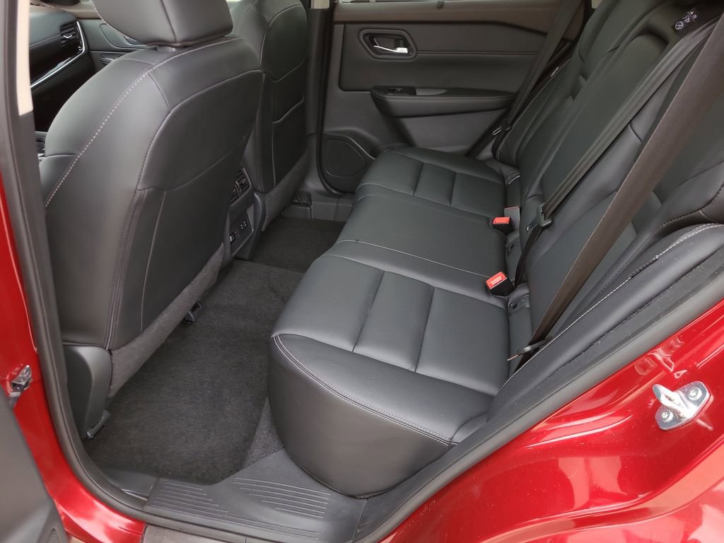 Certified 2023 Nissan Rogue SL w/ SL Premium Package FWD image 9