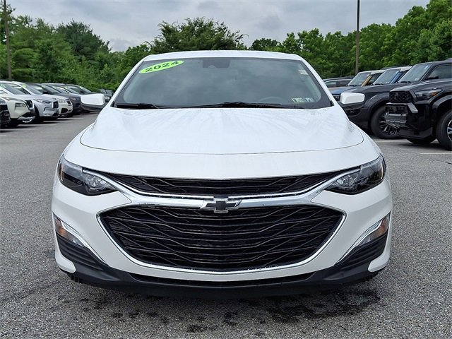 Used 2024 Chevrolet Malibu RS image 2