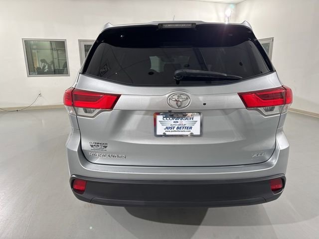 Used 2019 Toyota Highlander XLE image 10