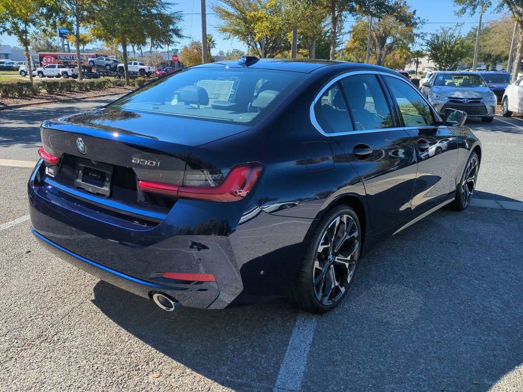 New 2026 BMW 330i Sedan w/ Premium Package image 5