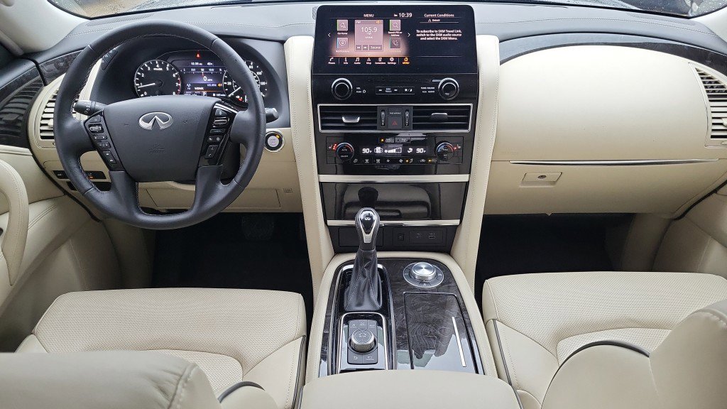 Used 2024 INFINITI QX80 Luxe w/ Cargo Package image 30