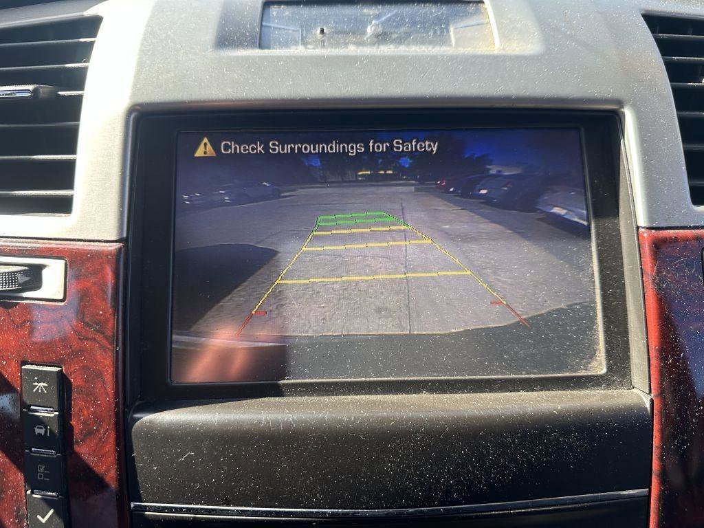 Used 2013 Cadillac Escalade Premium AWD/4WD image 18