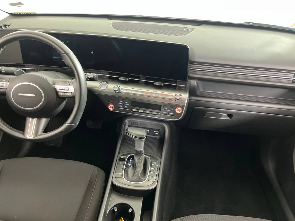 Used 2025 Hyundai Kona SEL AWD/4WD image 17