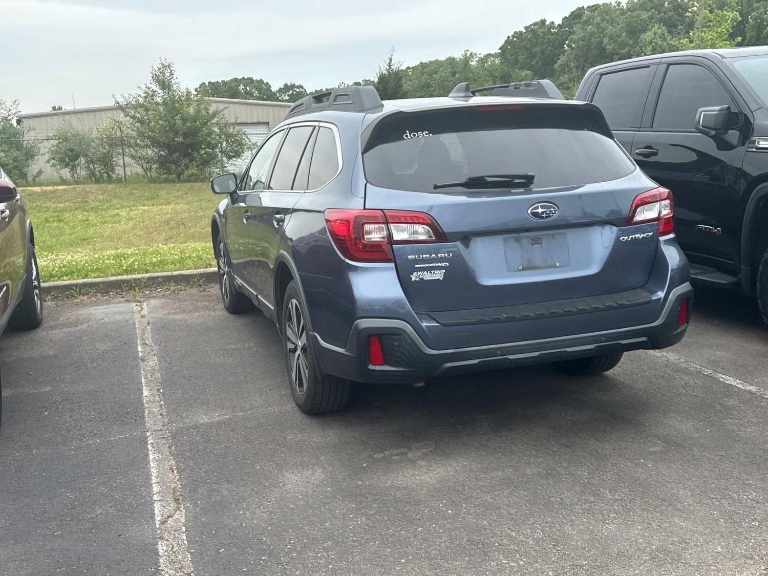 Used 2018 Subaru Outback 2.5i Limited AWD/4WD image 9