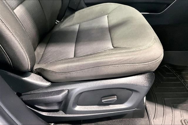 Used 2022 Ford Explorer XLT AWD/4WD image 42