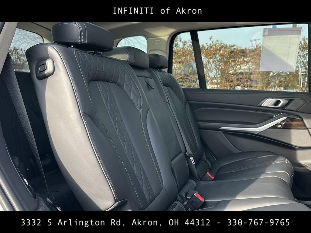 Used 2023 BMW X7 xDrive40i image 35