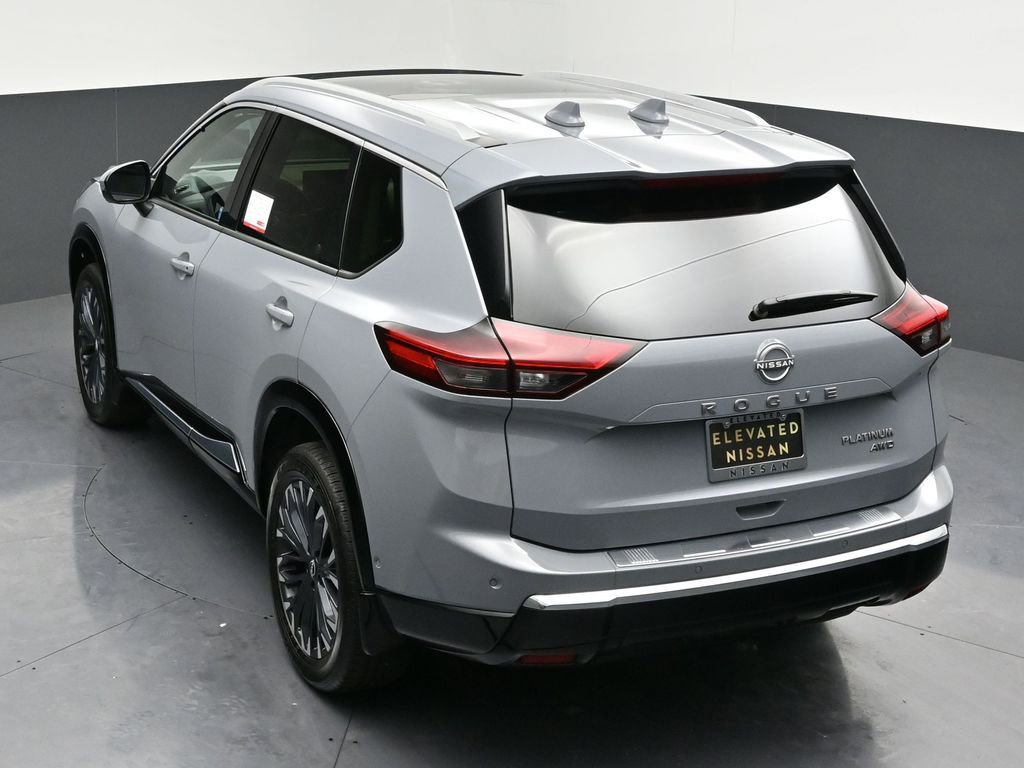 Certified 2025 Nissan Rogue Platinum w/ Tech Package image 27