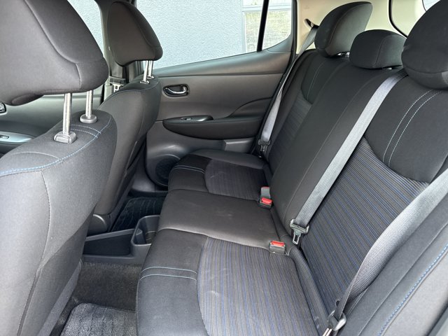 Certified 2025 Nissan Leaf S FWD image 6