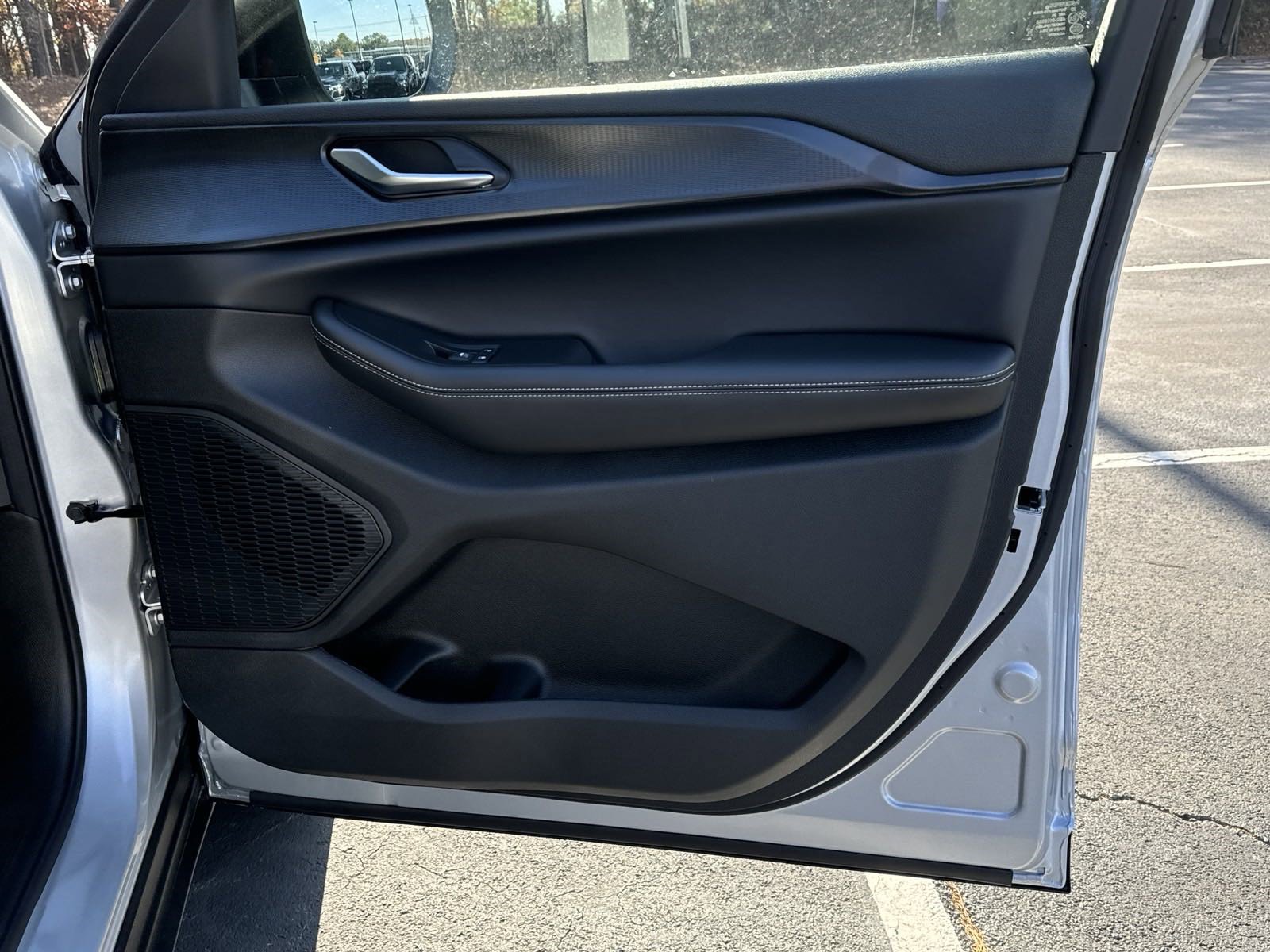 New 2025 Jeep Grand Cherokee Laredo X image 19