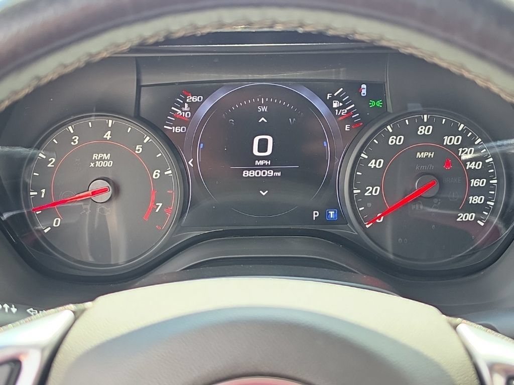 Used 2020 Chevrolet Camaro SS RWD image 27