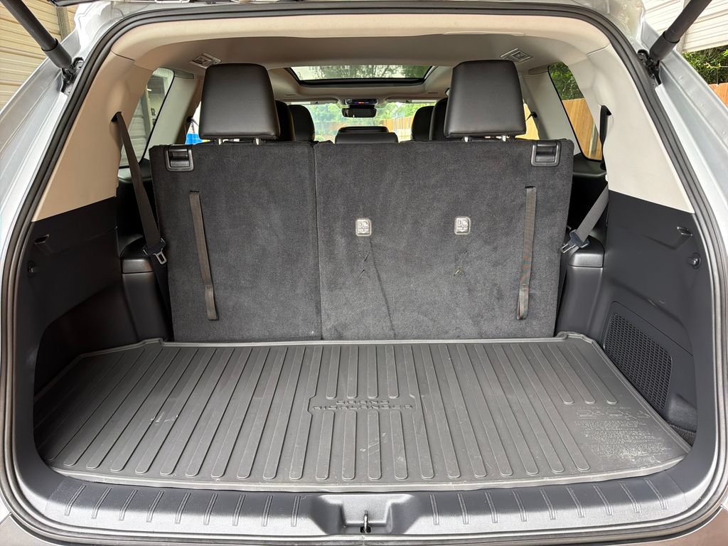 Used 2024 Toyota Grand Highlander AWD image 35