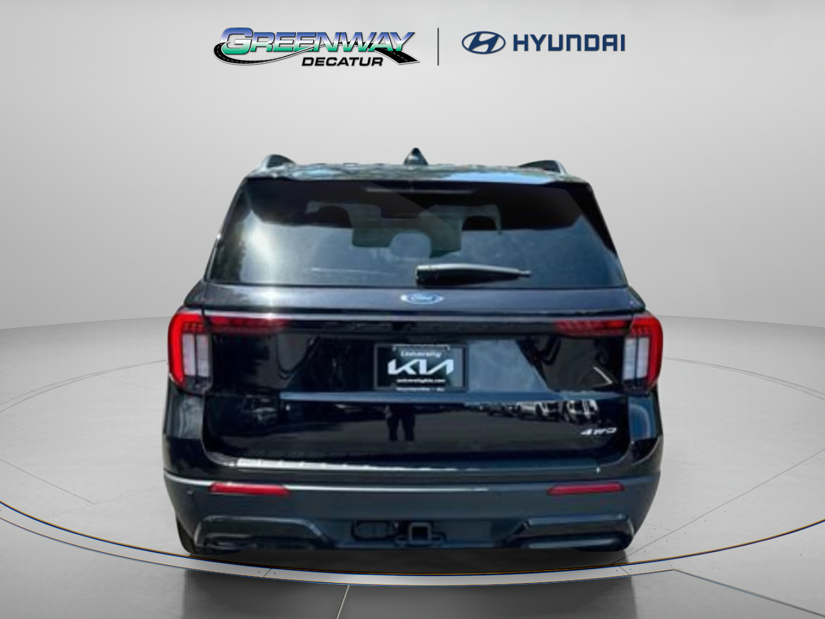 Used 2025 Ford Explorer ST-Line w/ ST-Line Street Pack AWD/4WD image 7