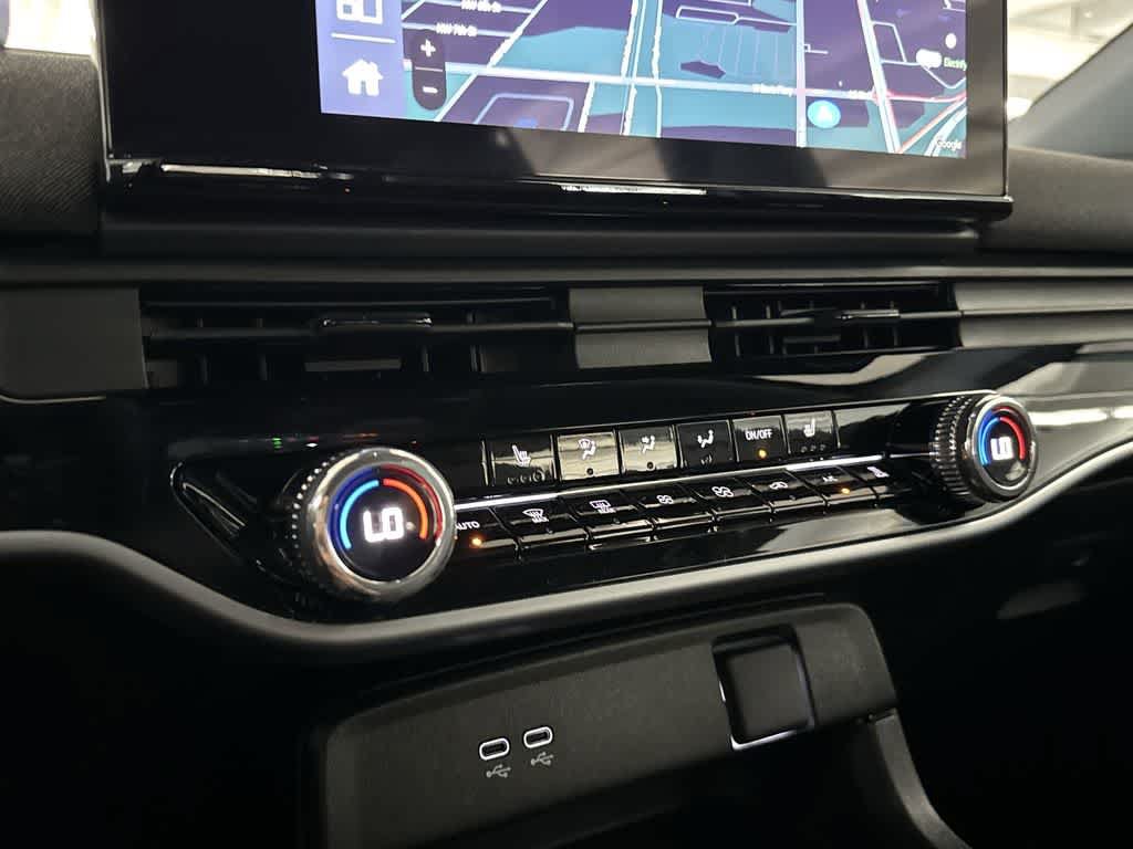 Used 2024 Honda Prologue EX image 19