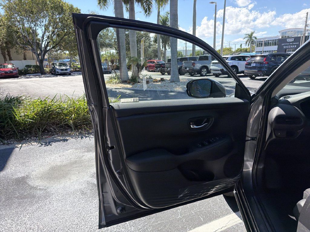 New 2027 Honda HR-V LX image 23