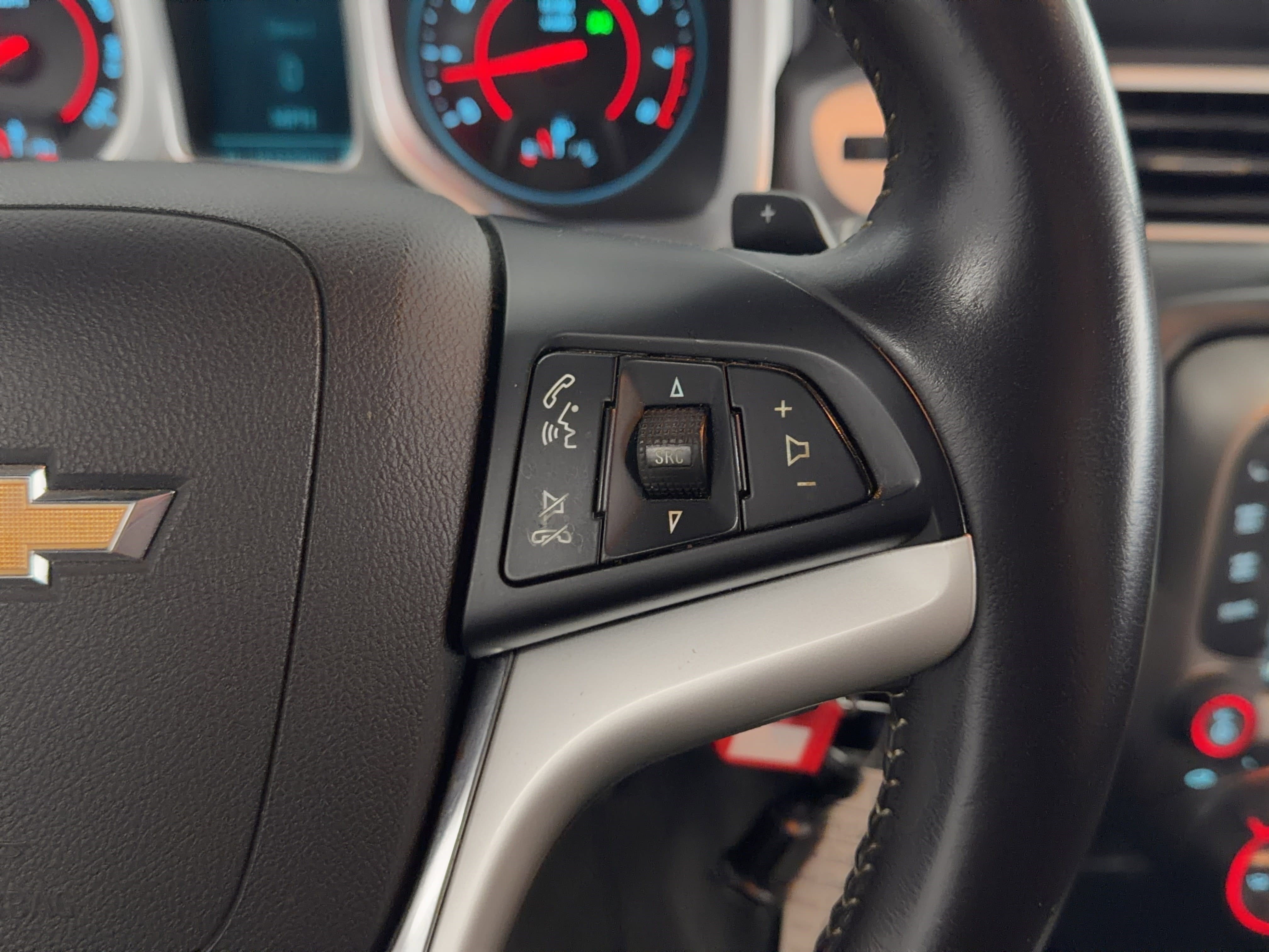 Used 2015 Chevrolet Camaro LT RWD image 21