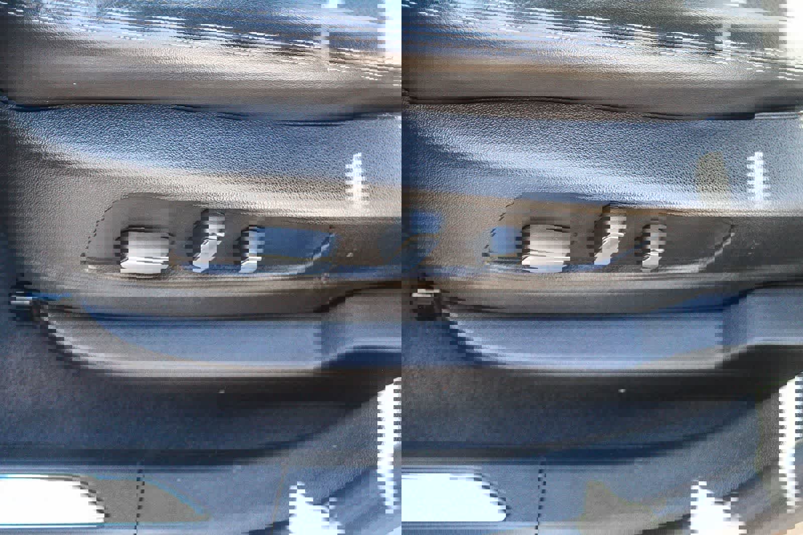 Used 2022 Cadillac XT5 Premium Luxury image 28