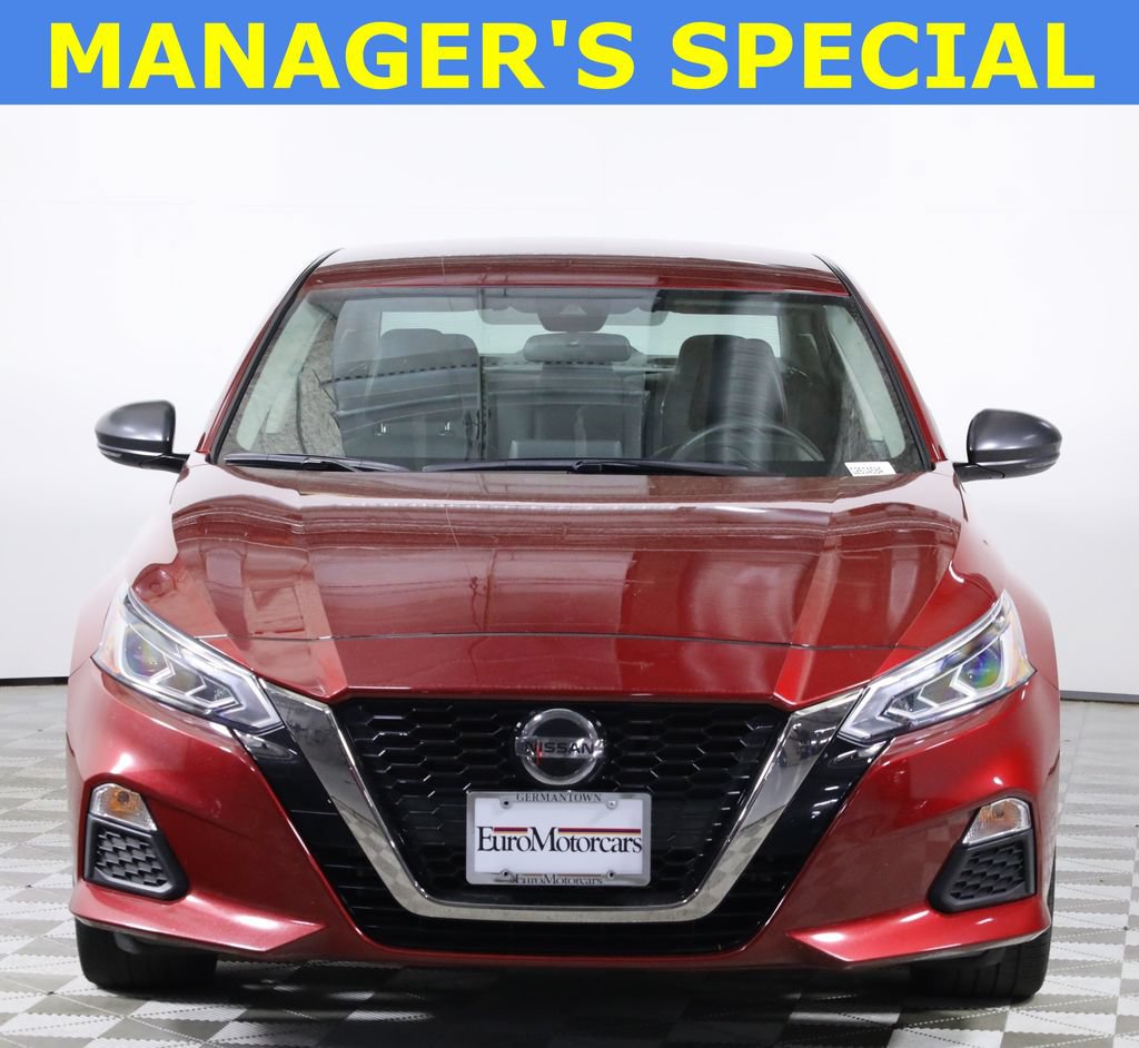 Used 2021 Nissan Altima 2.5 SR AWD/4WD image 2