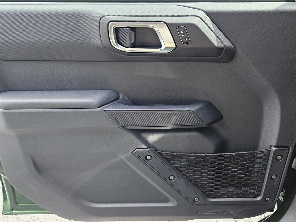 New 2025 Ford Bronco 4-Door image 26