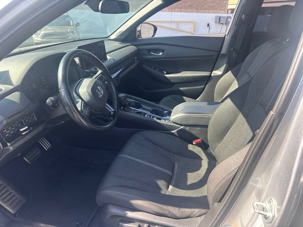 Used 2024 Honda Accord Sport image 11