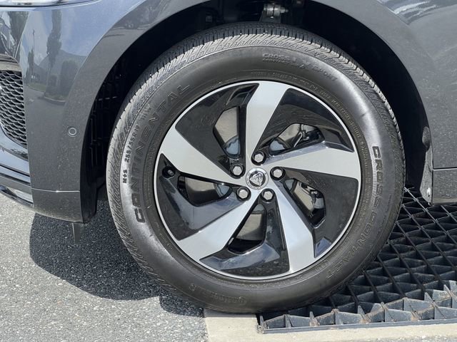 Used 2026 Jaguar F-PACE R-Dynamic S AWD/4WD image 11